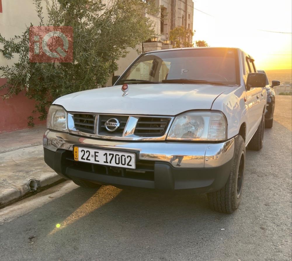نيسان بيك اب